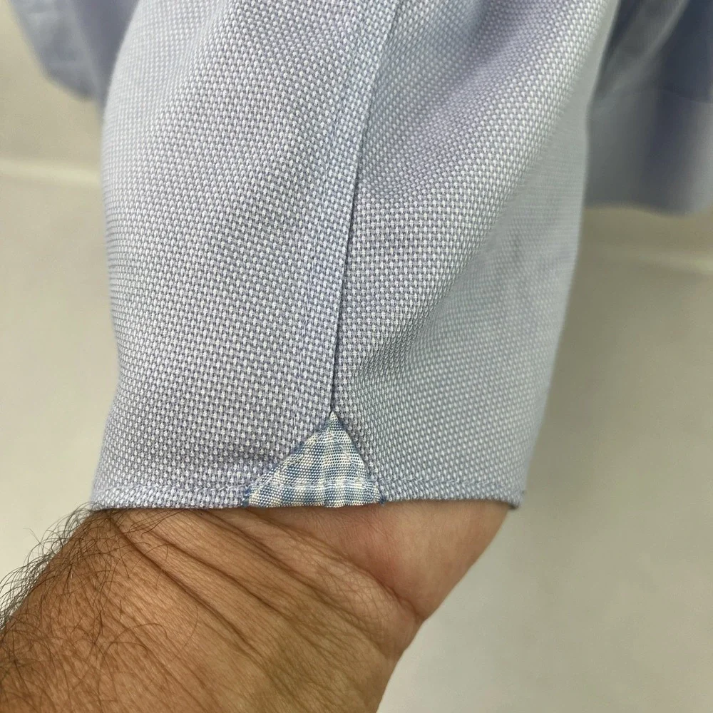 Banana Republic 100% Cotton Non-Iron Slim Fit Button Up Shirt Men's Small